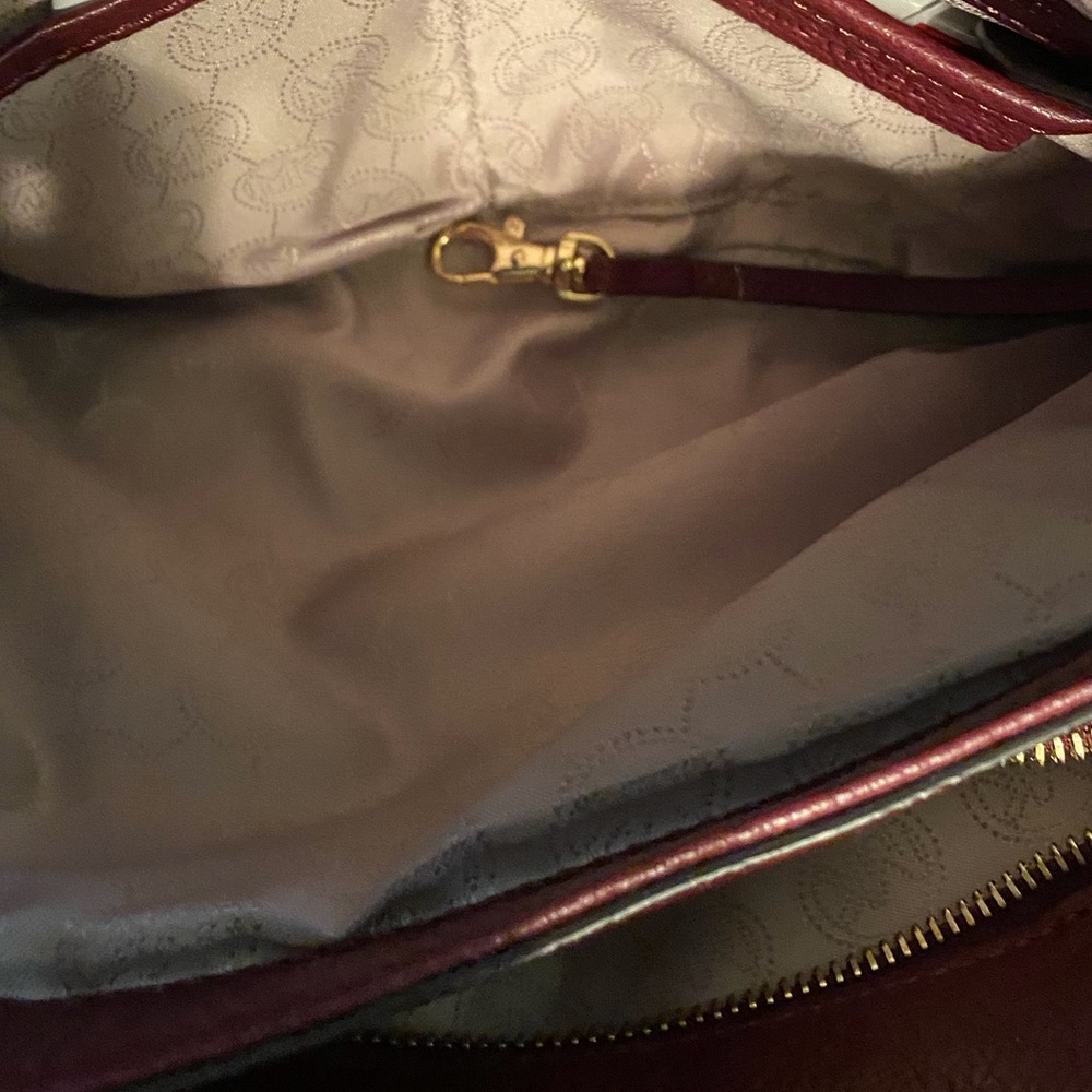 Michael Kors shoulder/hobo bag (authentic)